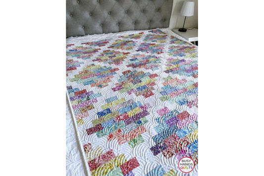 Hampton Court Quilt Pattern - Throw Quilt in Garden Delights!