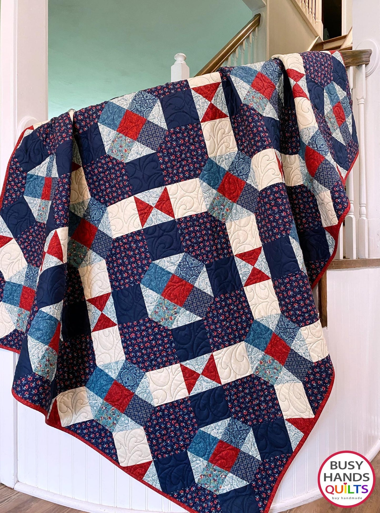 Handmade Nantucket Throw Quilt in Grand Versailles