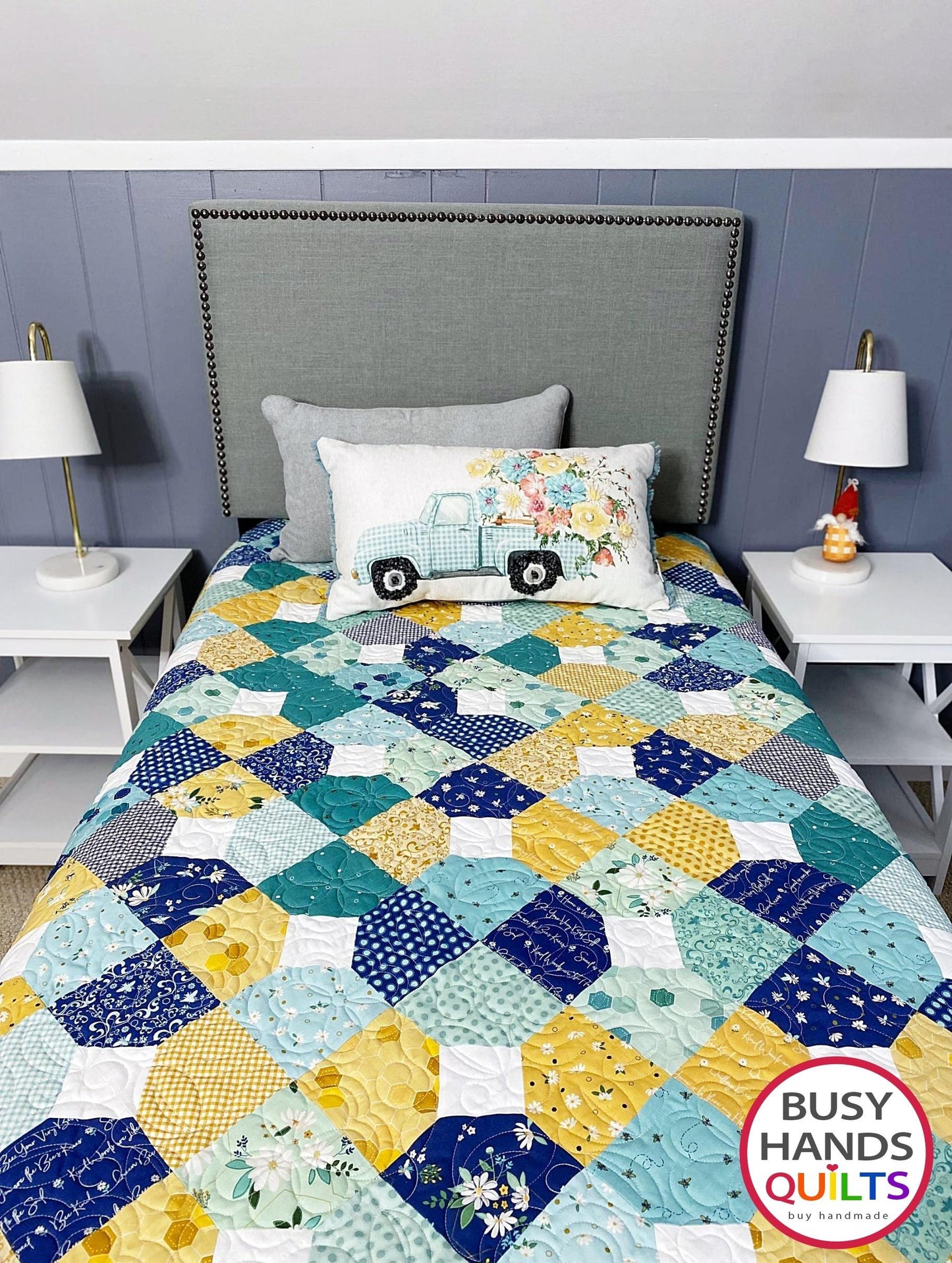 Handmade Sweetness Lap Quilt in Daisy Fields