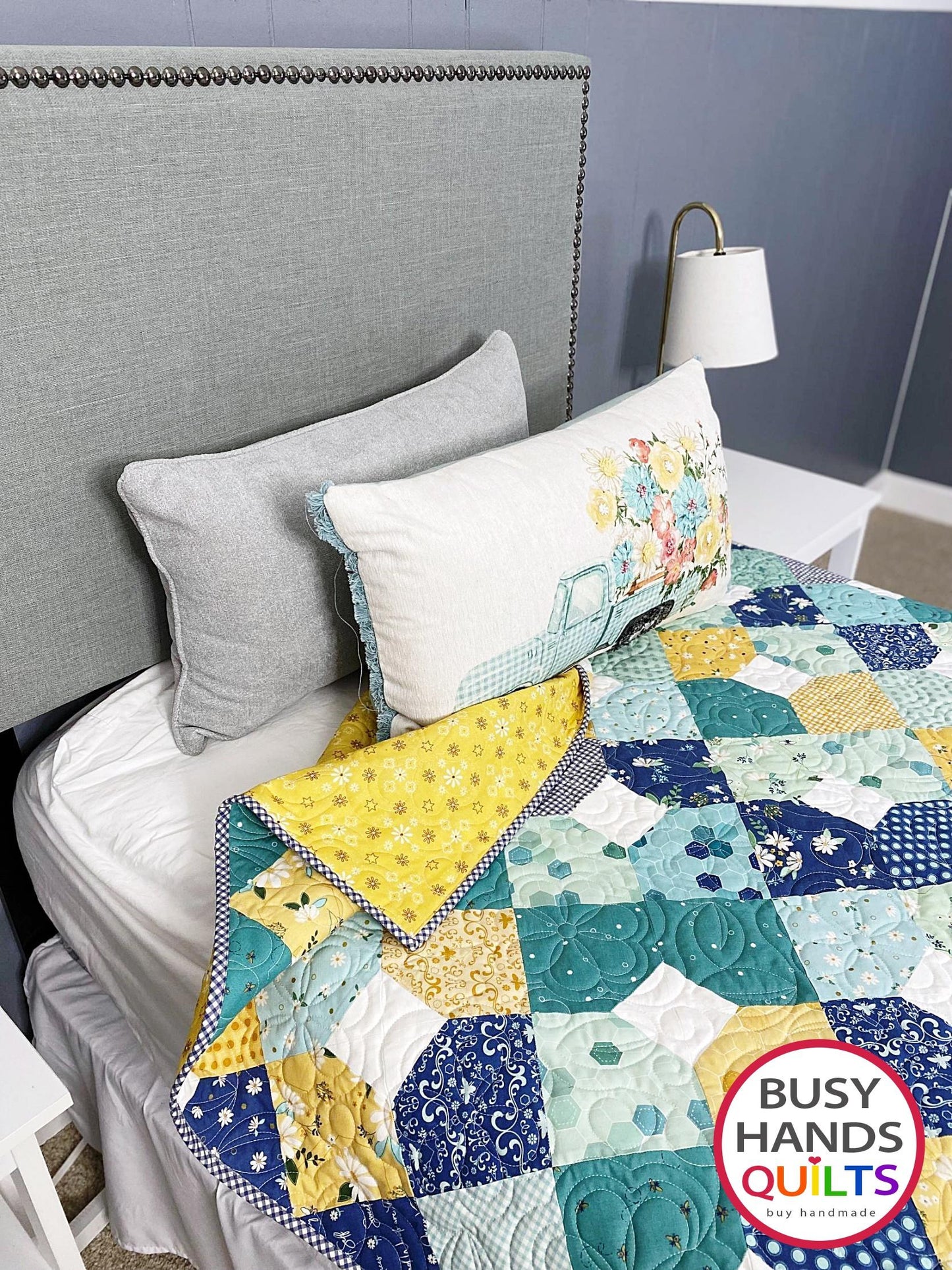 Handmade Sweetness Lap Quilt in Daisy Fields