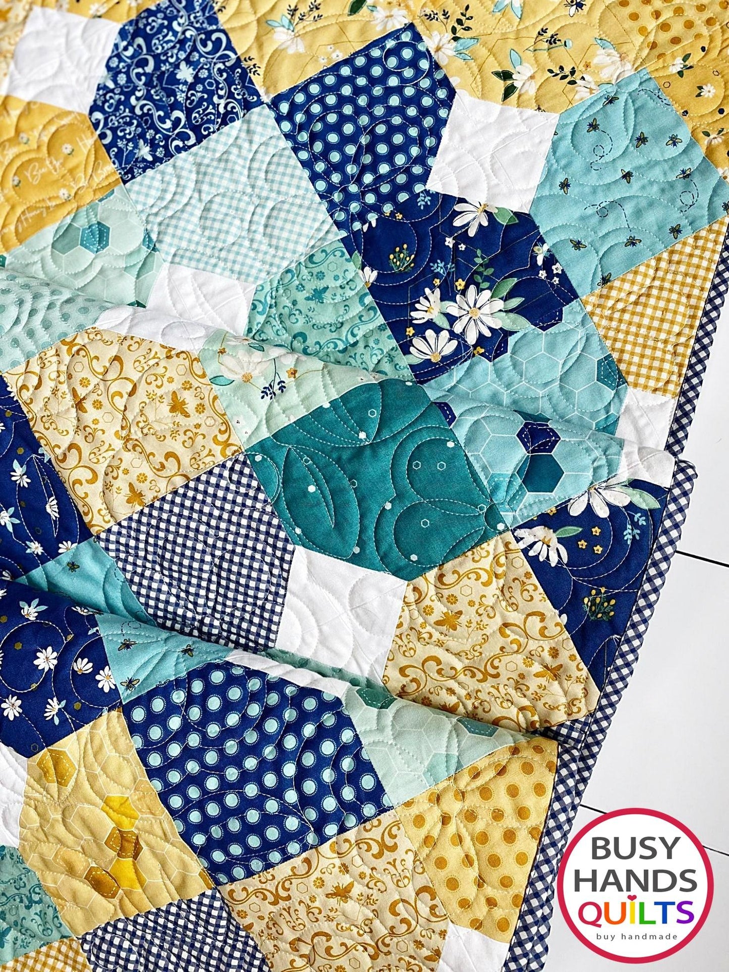 Handmade Sweetness Lap Quilt in Daisy Fields