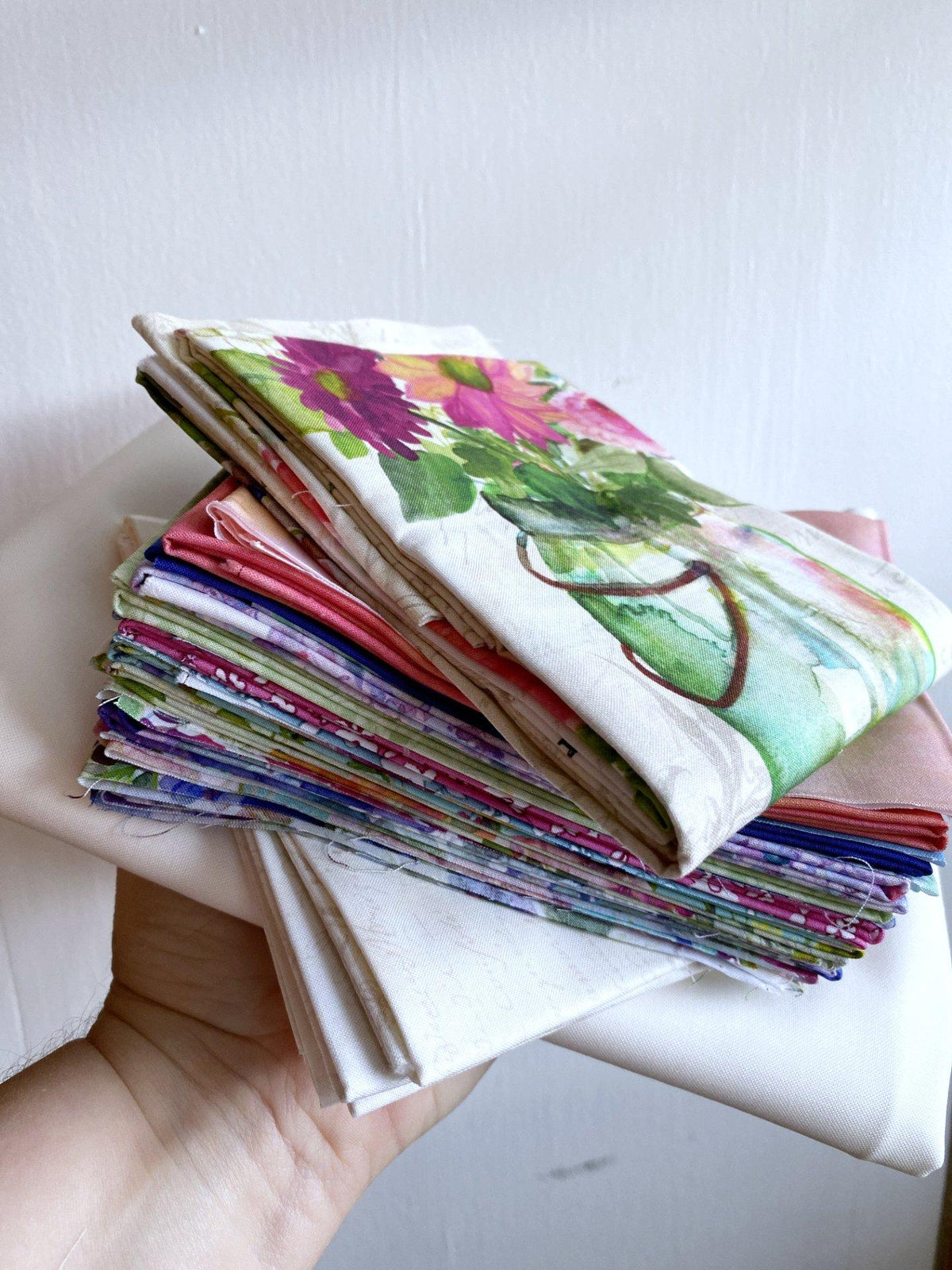 Playful Panels MEDIUM THROW Quilt Kit in Garden Fresh